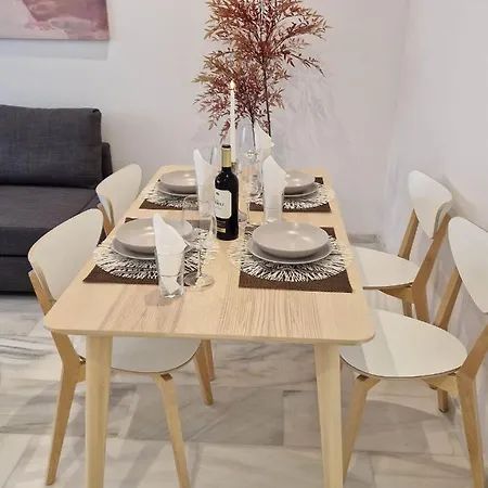 Francisco Cano Apartment *